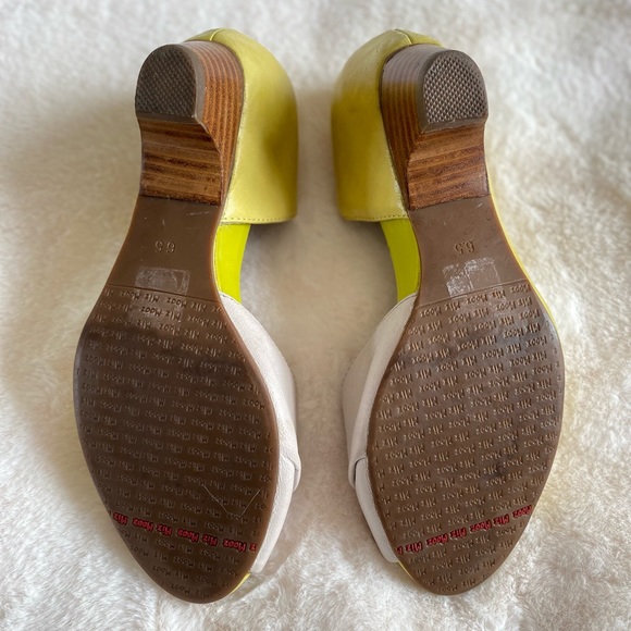 Miz Mooz two tone leather kitten heels | Summer | peep toe | open toe | size 6.5 - Picture 6 of 6